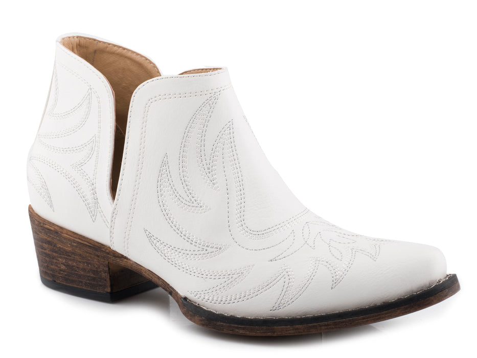 Roper White Faux Leather Heel w/ Western Stitching