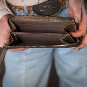 STS Ranchwear Baroness Betsy Bifold Wristlet